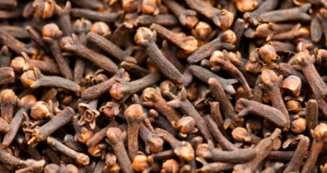 Clove Essential Oil